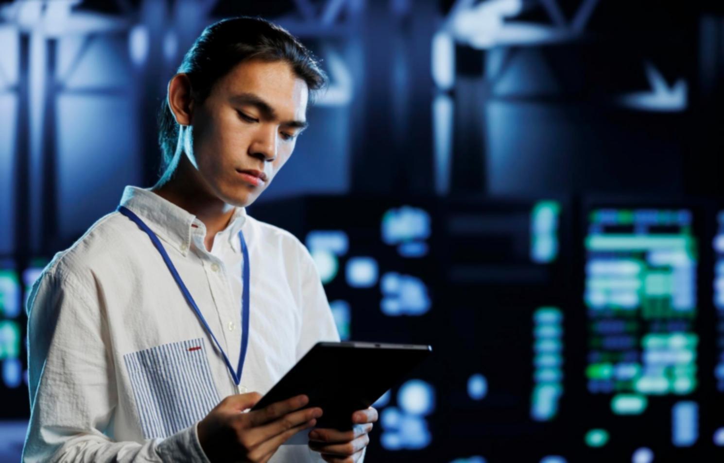 Ambiente de desenvolvimento mostrando código e ferramentas de criação de jogos